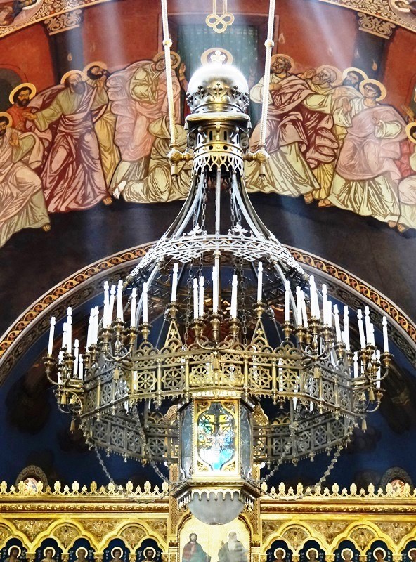 Lámpara colgante en el interior de la Catedral