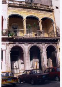 Frente del edificio donde investigó el Dr.Carlos Finlay en La Habana, Cuba