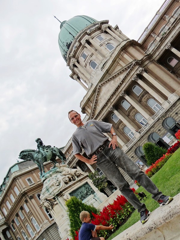 Frente al Castillo de Budapest