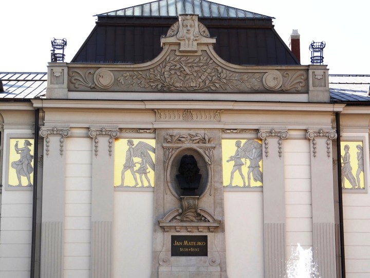 Palacio de las Artes de Cracovia 03