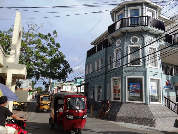 Utila 03 DSC04719.JPG