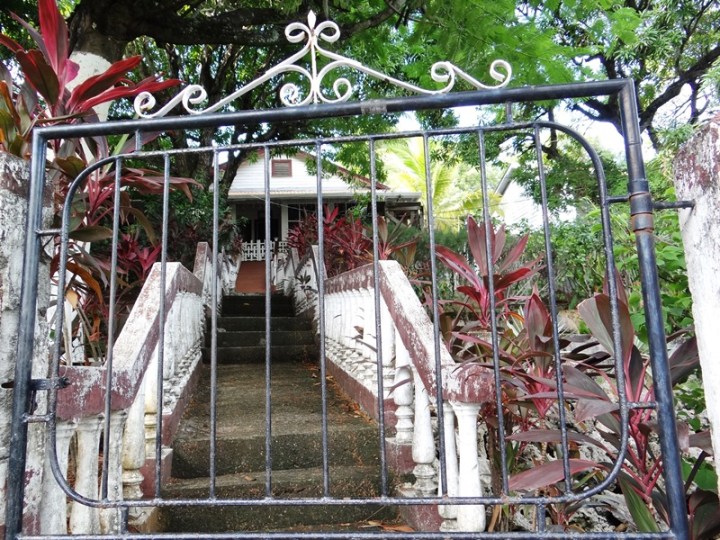 Utila 07 DSC04759.JPG